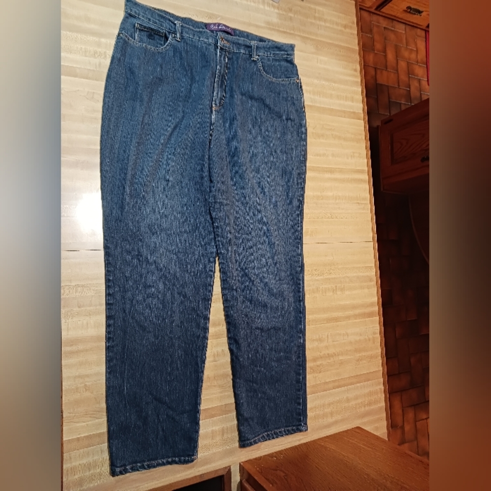 Gloria Vanderbilt missy size 18 Jeans